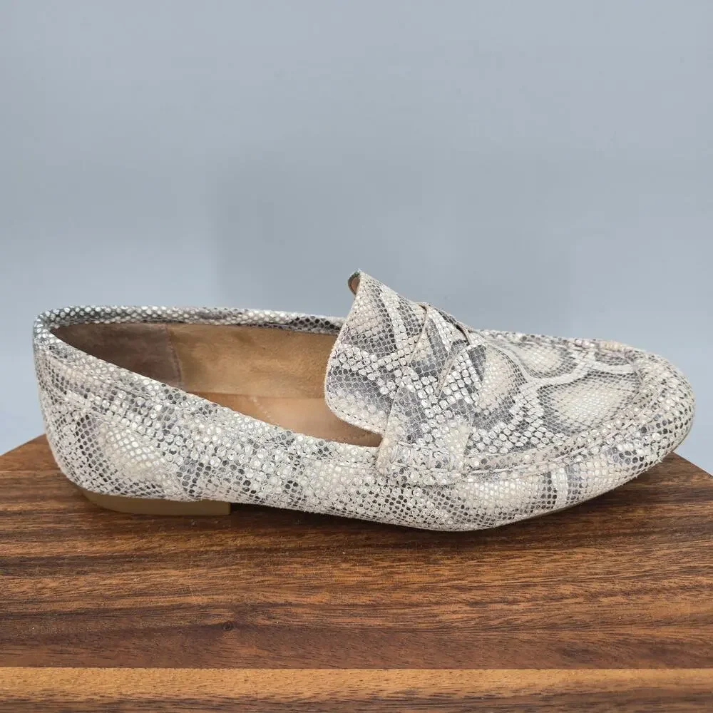 Born Shoes Womens 10 M Snake Print Leather Slip On Flats Casual Comfort Loafers